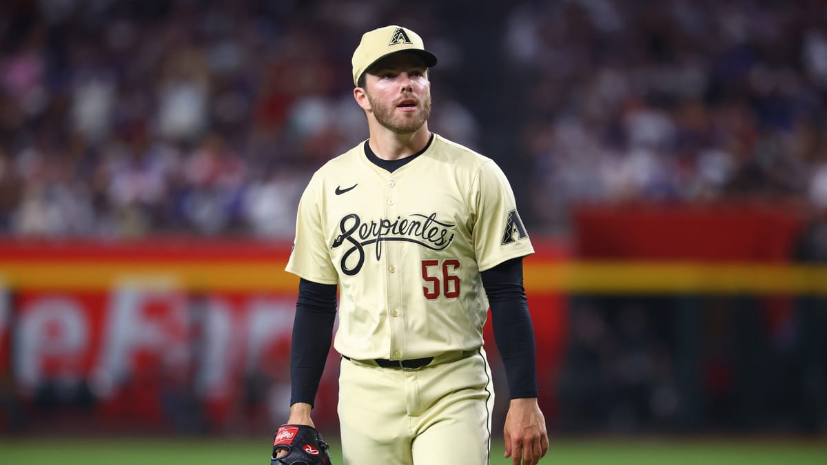 Arizona Diamondbacks pitcher Brandon Hughes (56) faces the Los Angeles Dodgers at Chase Field.