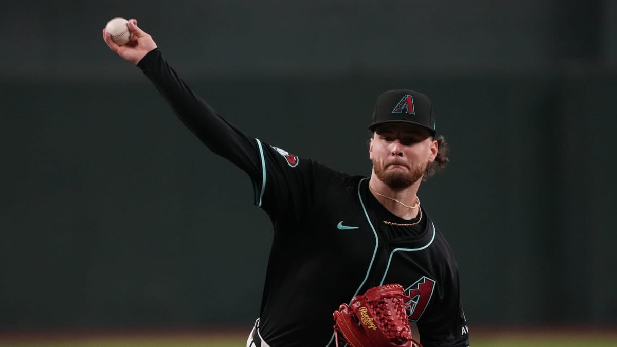 Arizona Diamondbacks starting pitcher Ryne Nelson (19) pitches at Chase Field in Phoenix, Arizona.