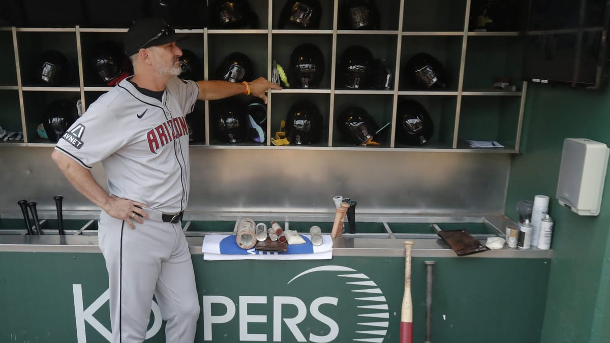 Diamondbacks Face Leadership and Roster Decisions After Disappointing 2025 Season