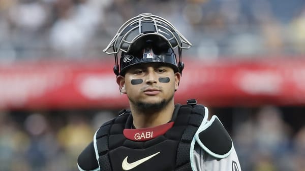 Arizona Diamondbacks starting catcher Gabriel Moreno (14)