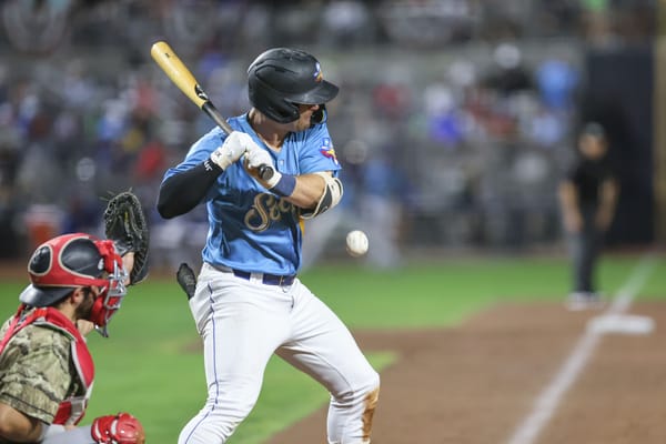 Diamondbacks add Tim Tawa, Joe Elbis to 40-man roster