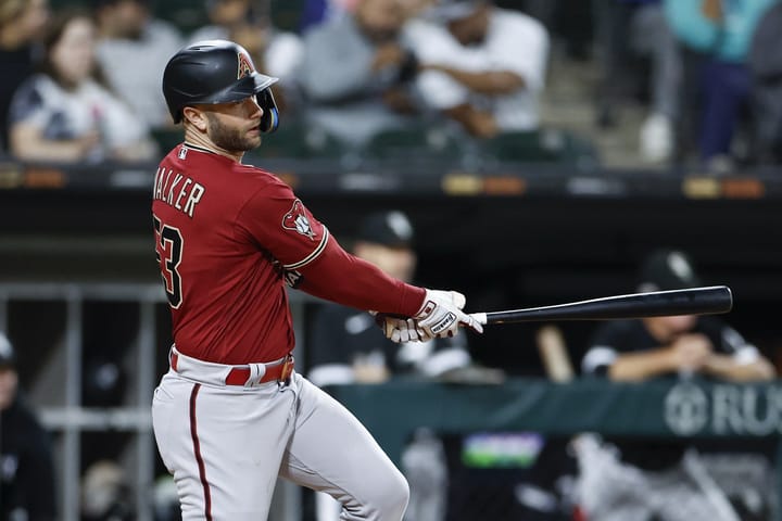 D-backs listed as team in the mix to sign first baseman Christian Walker